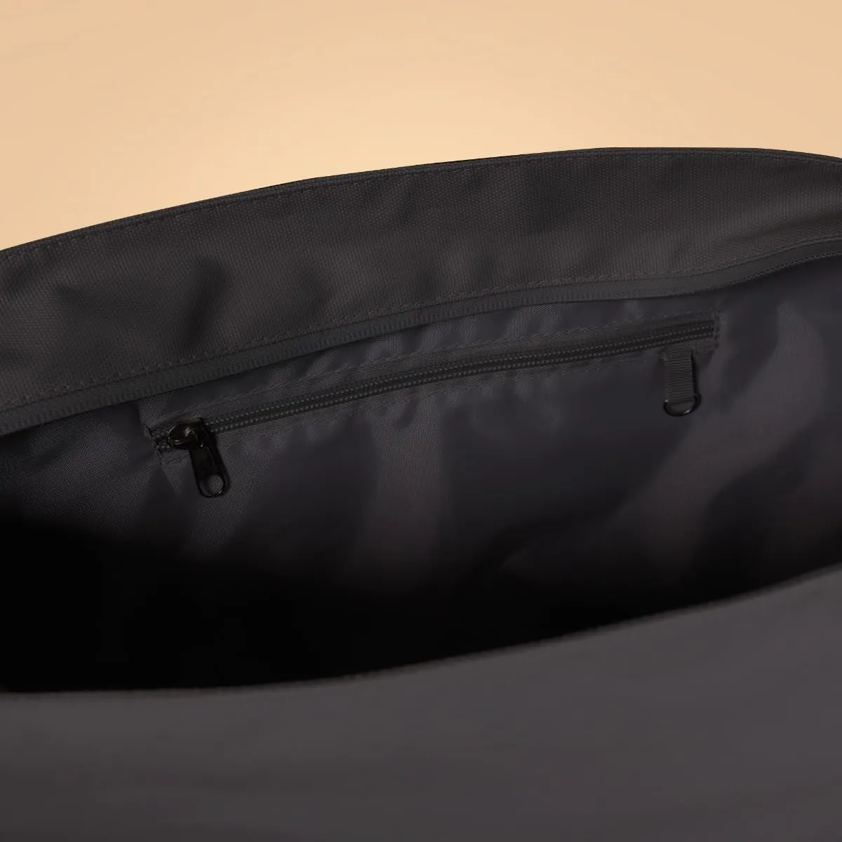 GymBeam Bliss Borsa a Tracolla 20 L poliestere impermeabile