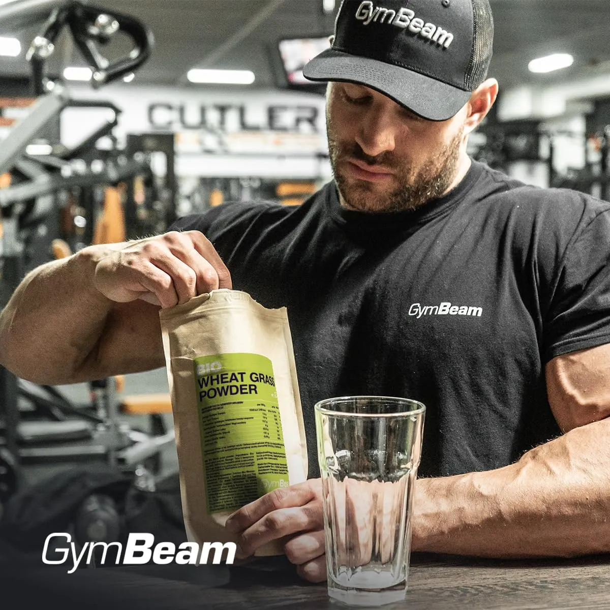 GymBeam Erba di Grano BIO polvere 200g superfood vegano