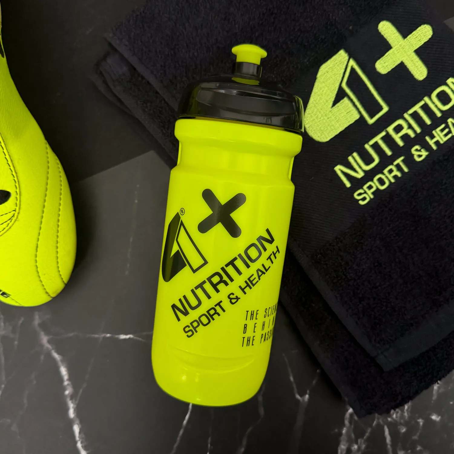 4 Plus Nutrition Borraccia borraccia palestra sportiva