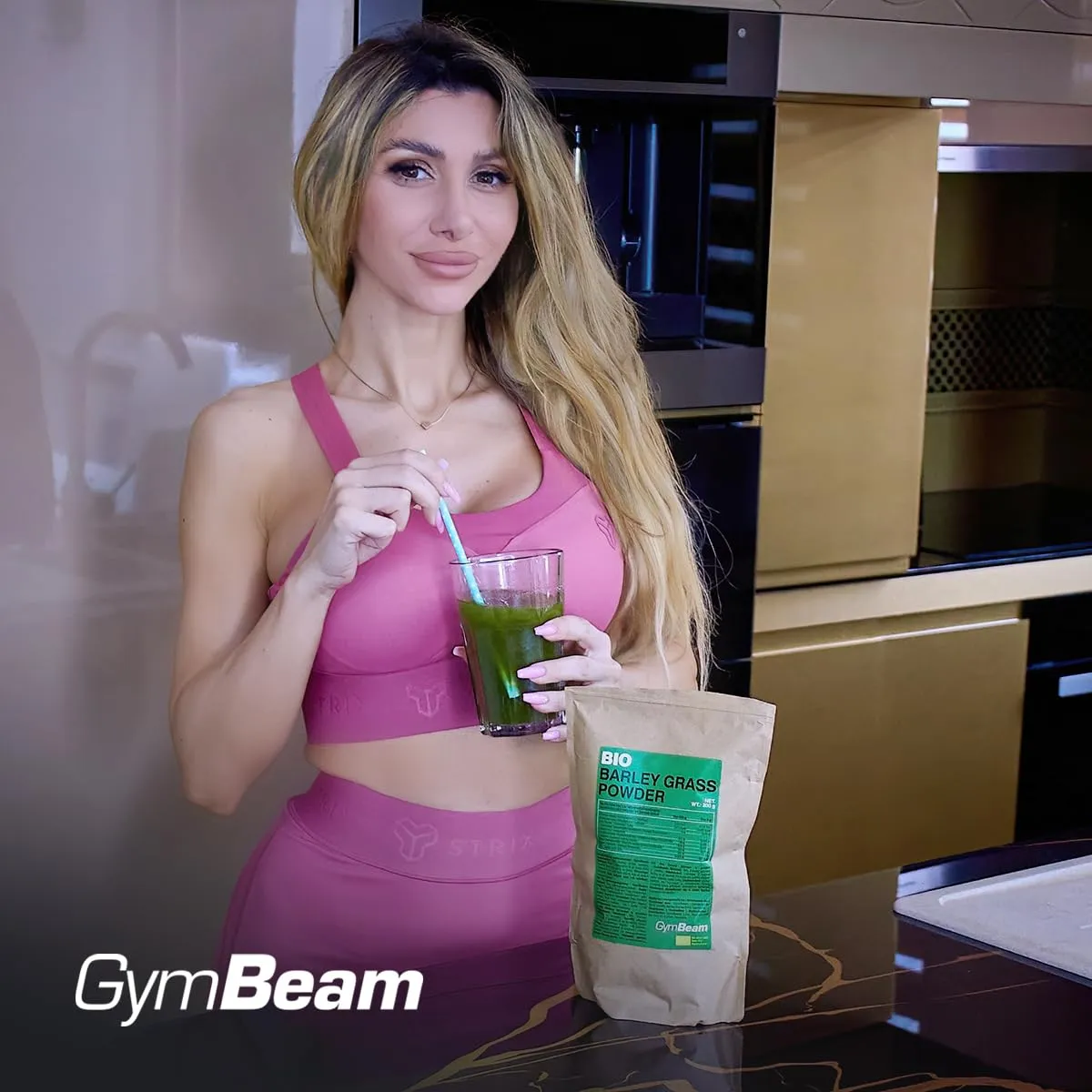 GymBeam Orzo Verde BIO orzo in polvere 200 g vegano