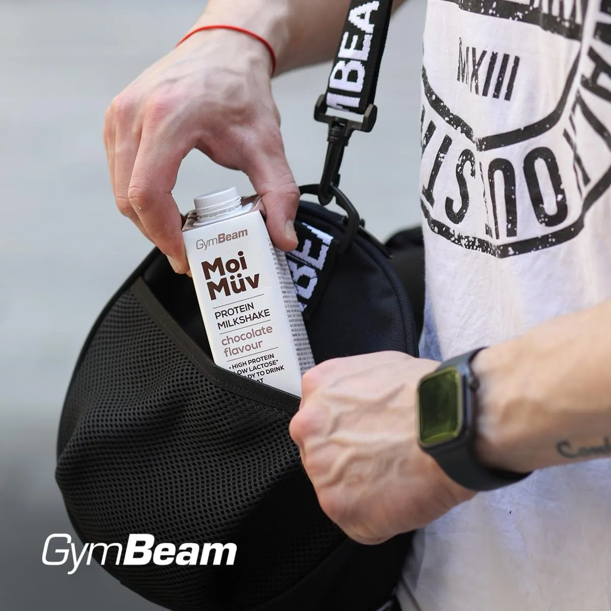 GymBeam MoiMüv Milkshake Proteico Cioccolato 18x250 ml 25 g