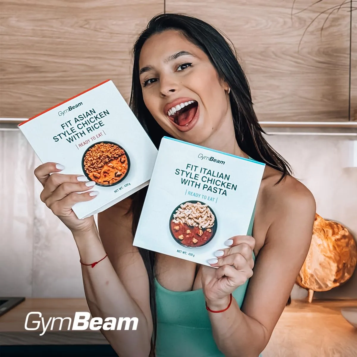 GymBeam FIT Ready to Eat Pollo con Pasta all'Italiana Pasto Proteico 420 g