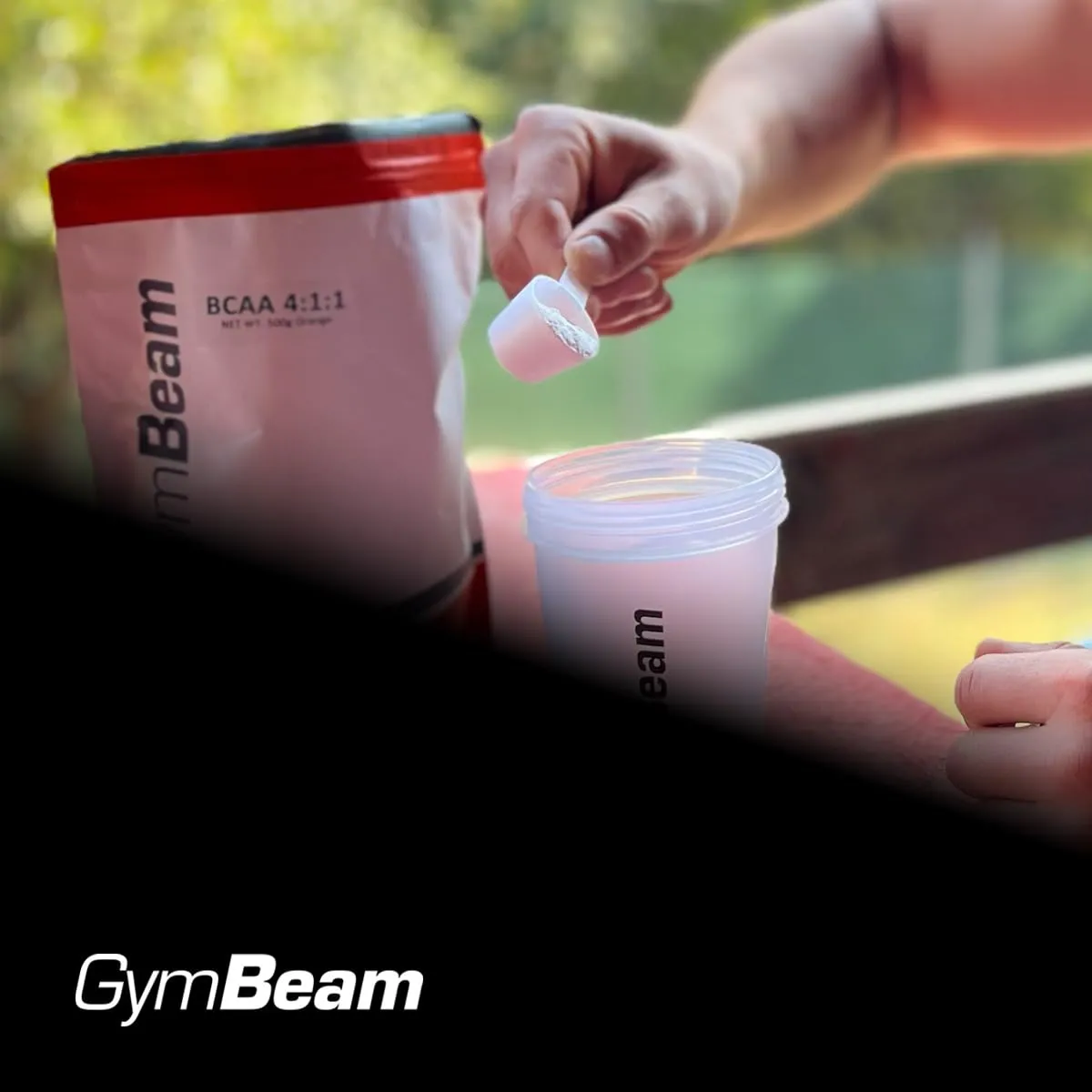 GymBeam BCAA 4:1:1 in polvere kiwi 250 g vegano