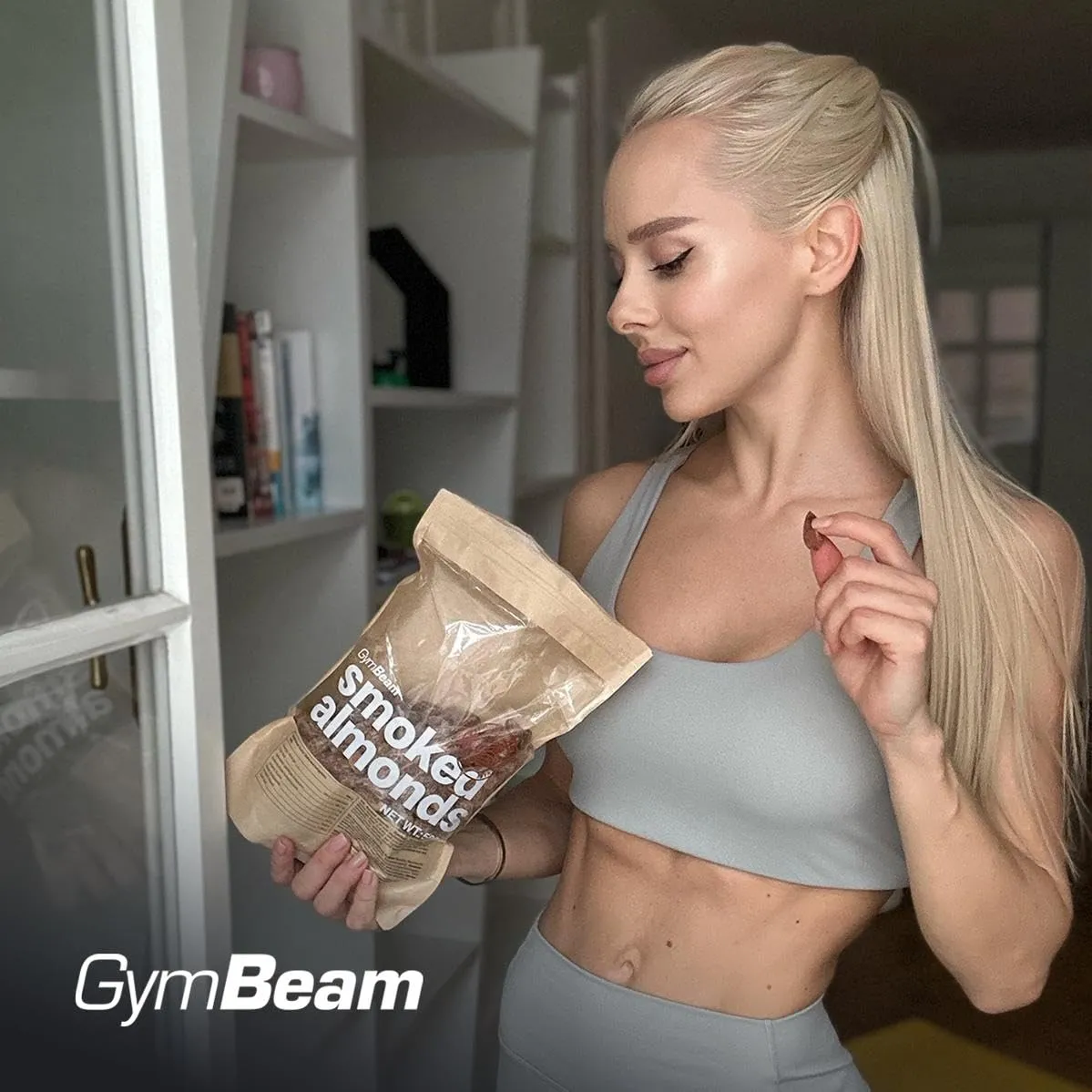GymBeam Mandorle Affumicate Snack Salato 500g Proteico