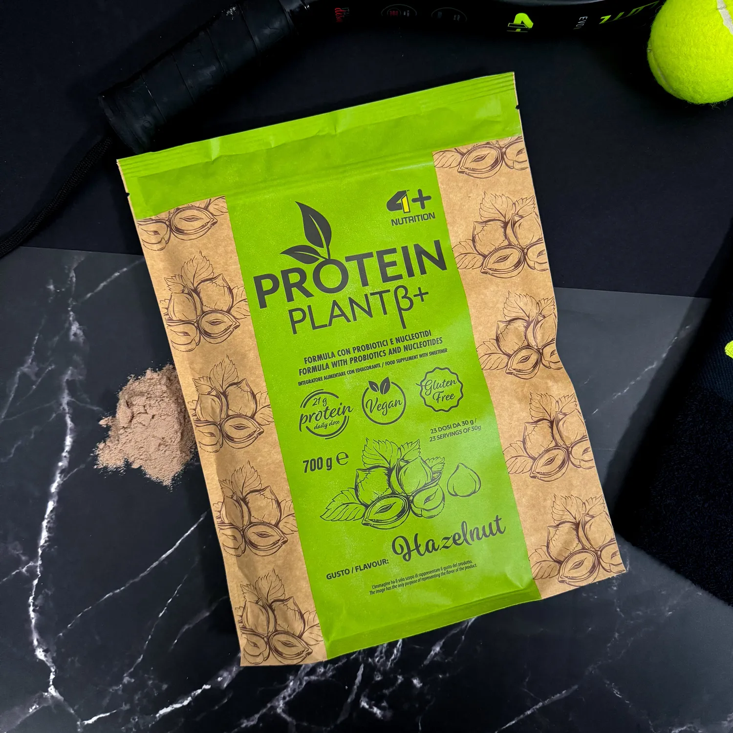 4 Plus Nutrition Protein Plantβ+ Proteine Vegane 700 g Nocciola