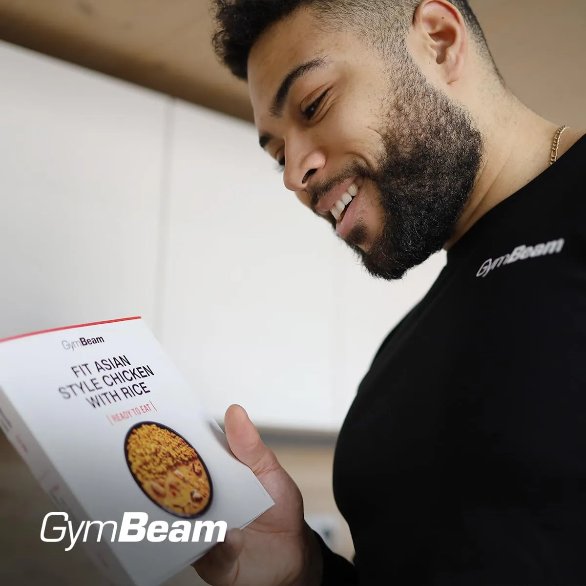 GymBeam Pollo Asiatico pasto proteico 420 g cocco